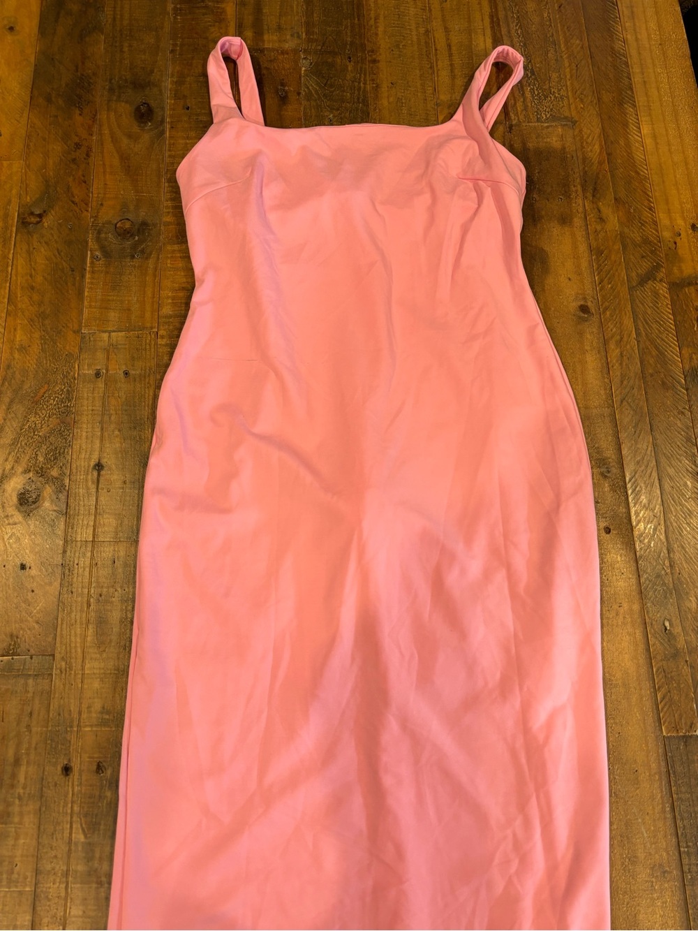 Classic Pink Midi Sheath Dress with Slim Straps